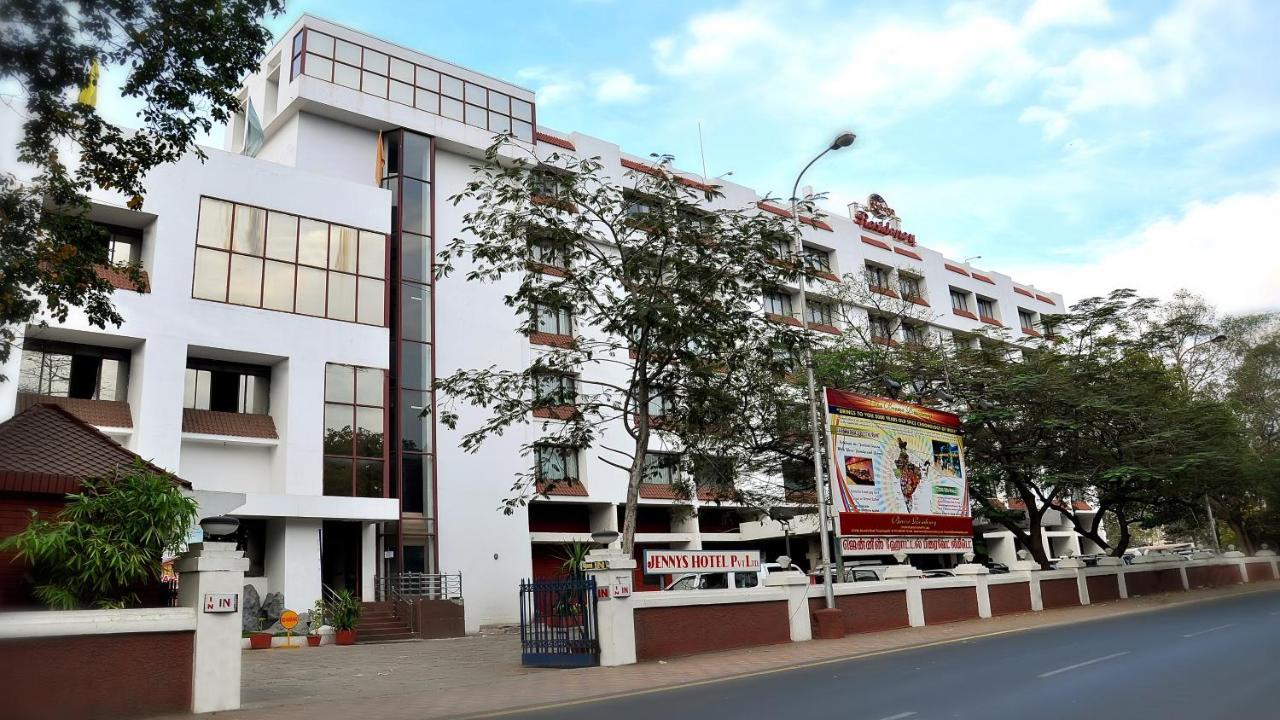 Breeze Residency Hotel Tiruchirappalli Exterior foto